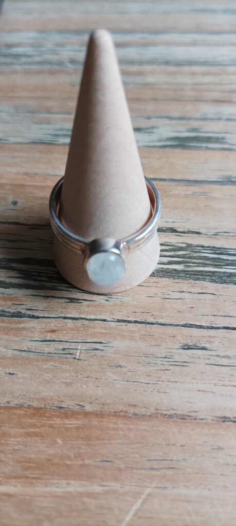 Maansteen Ring (A110/EDRI-0002)